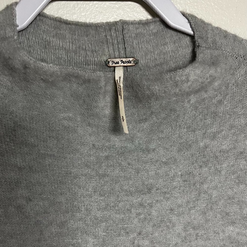 Free People Sweater Women's Gray color Size SP - Picture 4 of 6